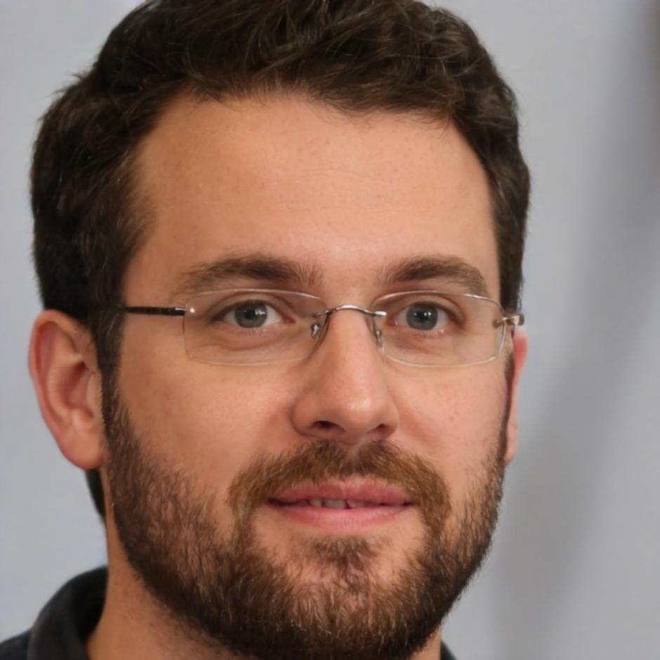 Portrait of Darian Kowalski, business development director